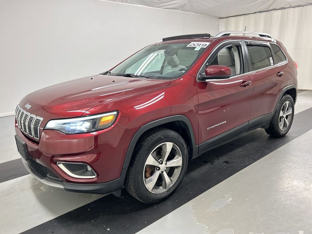 Used 2019 Jeep Cherokee Limited image 5