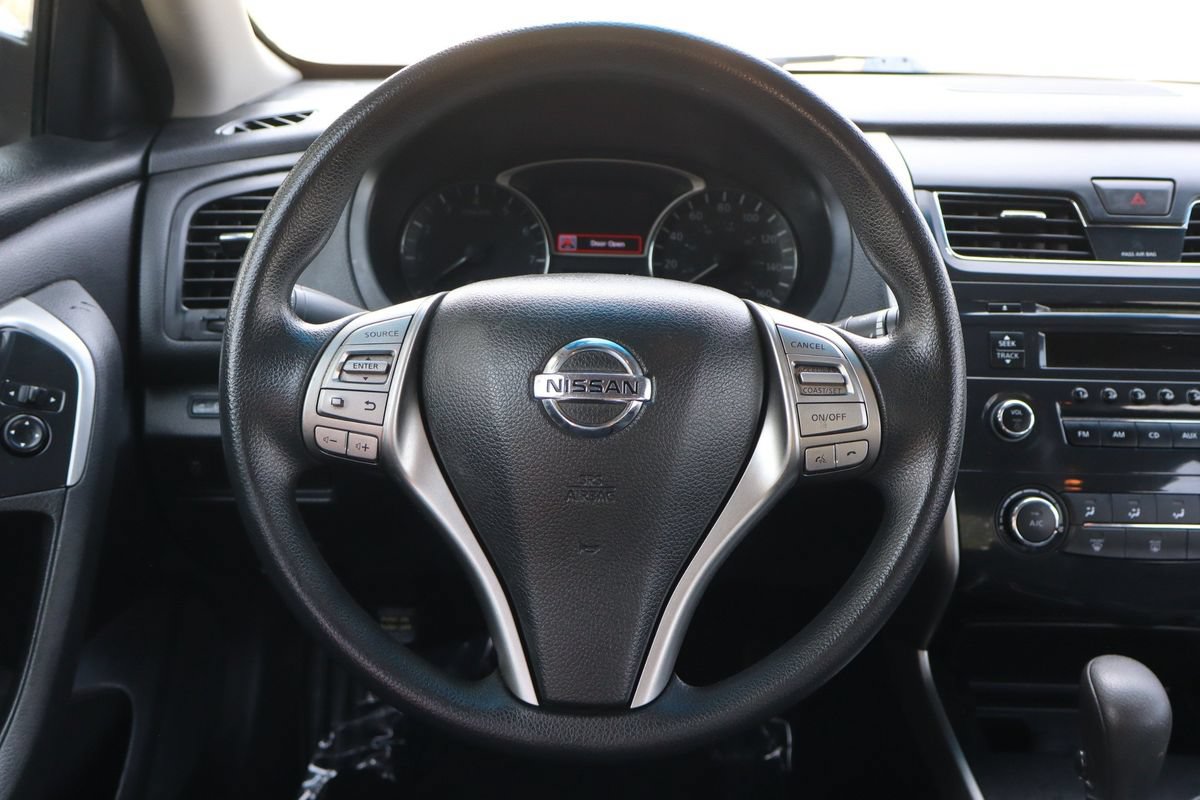 Used 2014 Nissan Altima 2.5 S FWD image 18