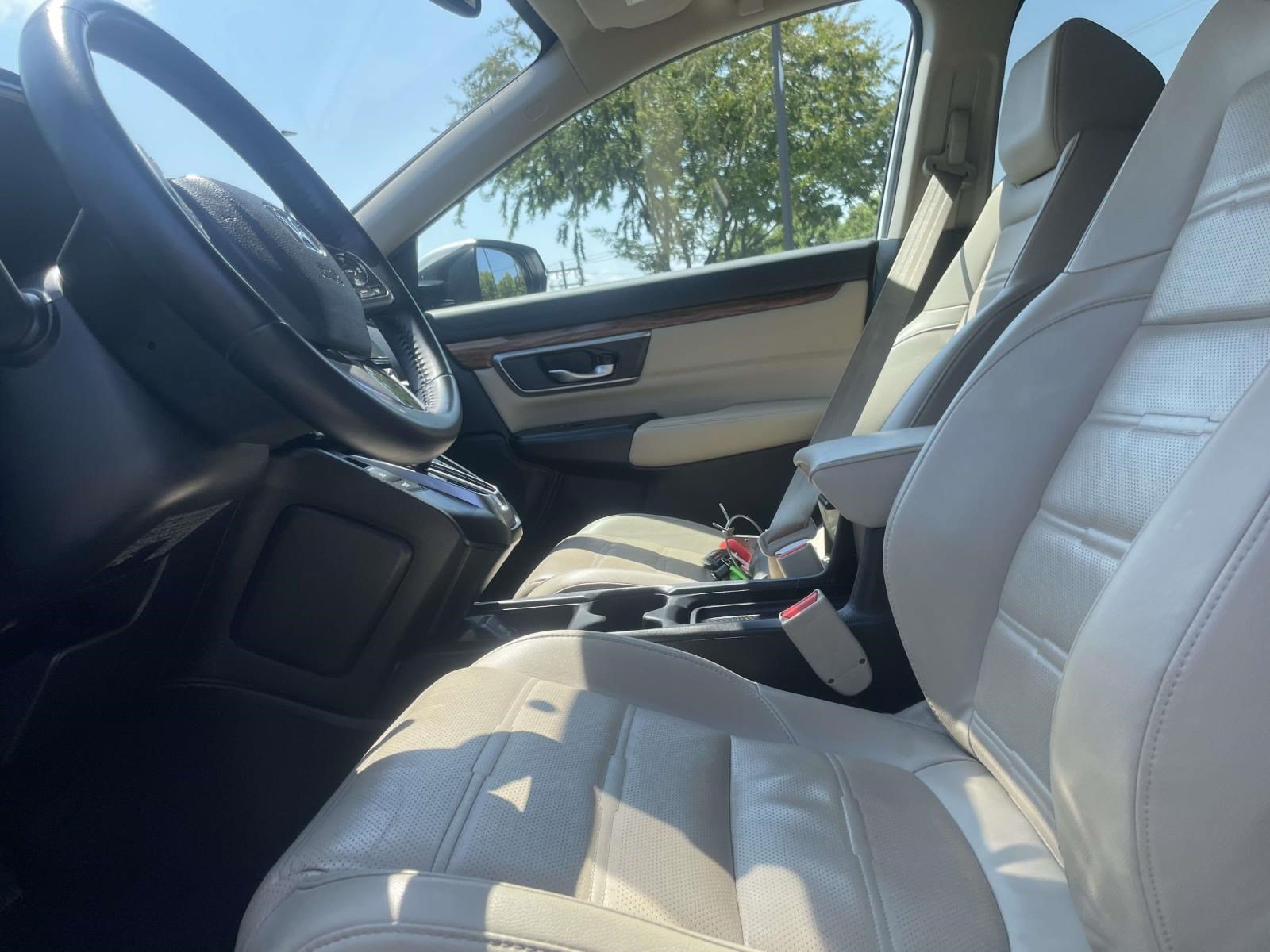 Used 2018 Honda CR-V Touring image 15