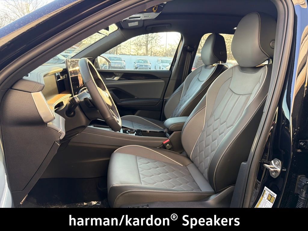 New 2026 Volkswagen Tiguan SEL R-Line image 10