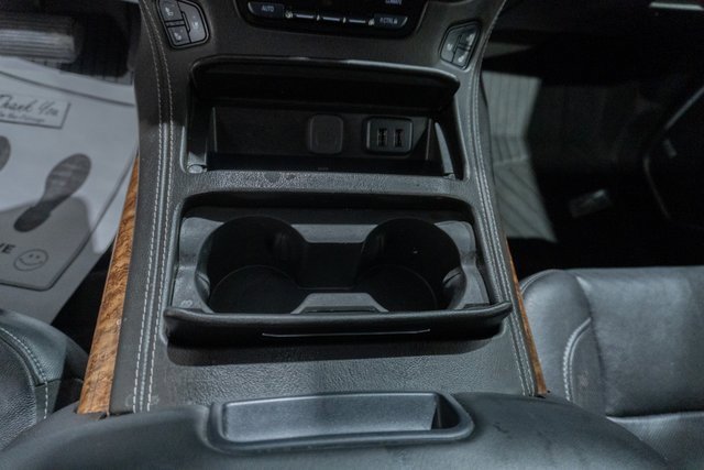 Used 2020 Chevrolet Suburban Premier image 23