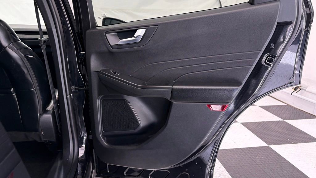 Used 2025 Ford Escape ST-Line Select image 28