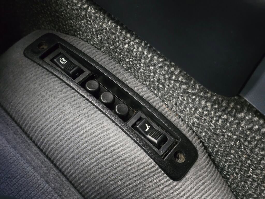 Used 1988 Pontiac Fiero GT image 80