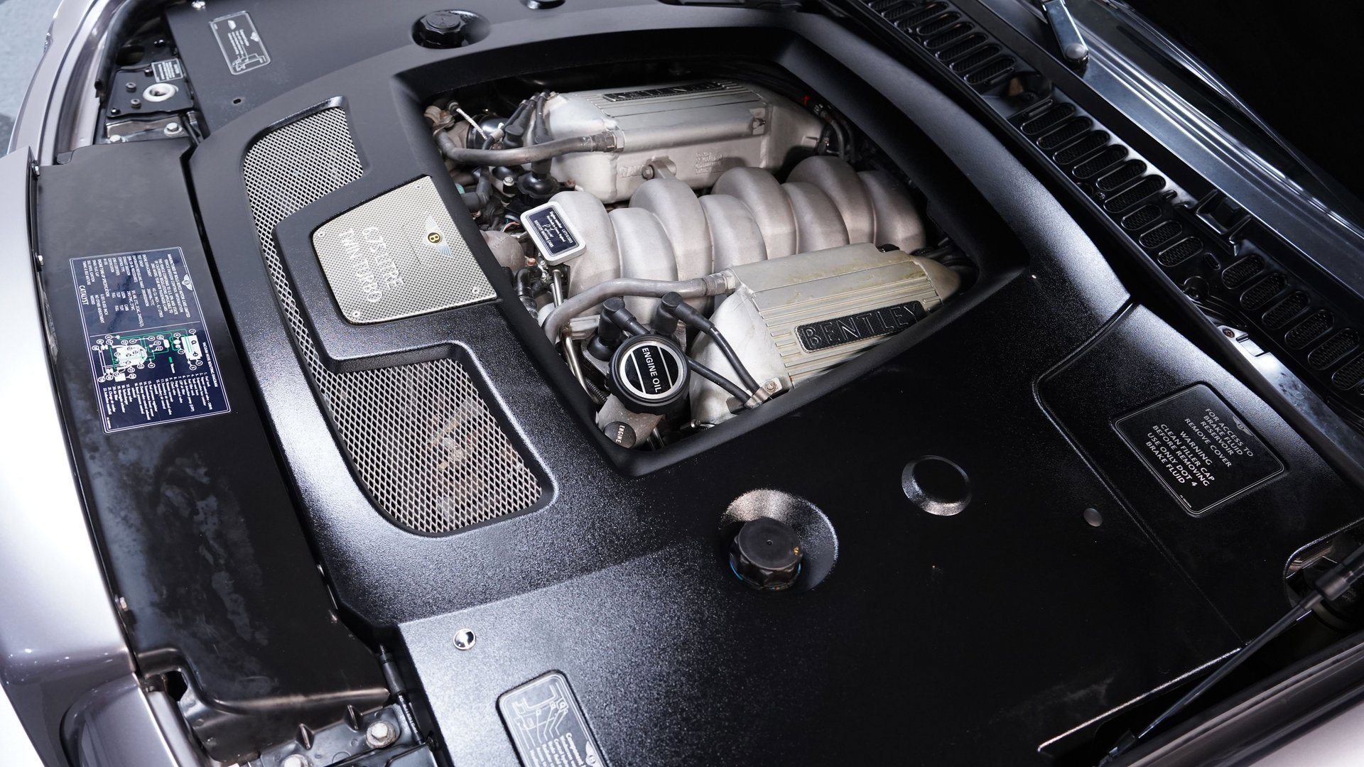 Used 2002 Bentley Arnage T image 27