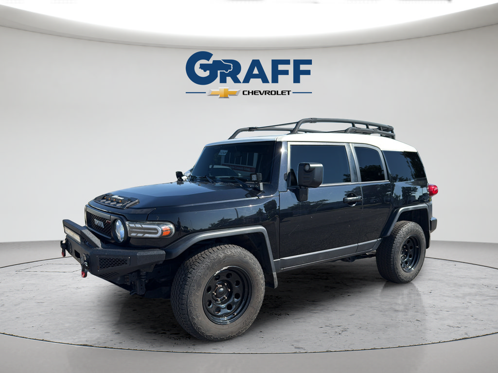 Used 2008 Toyota FJ Cruiser 4WD video 2