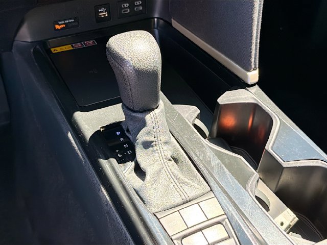 Used 2025 Toyota Camry LE FWD image 16