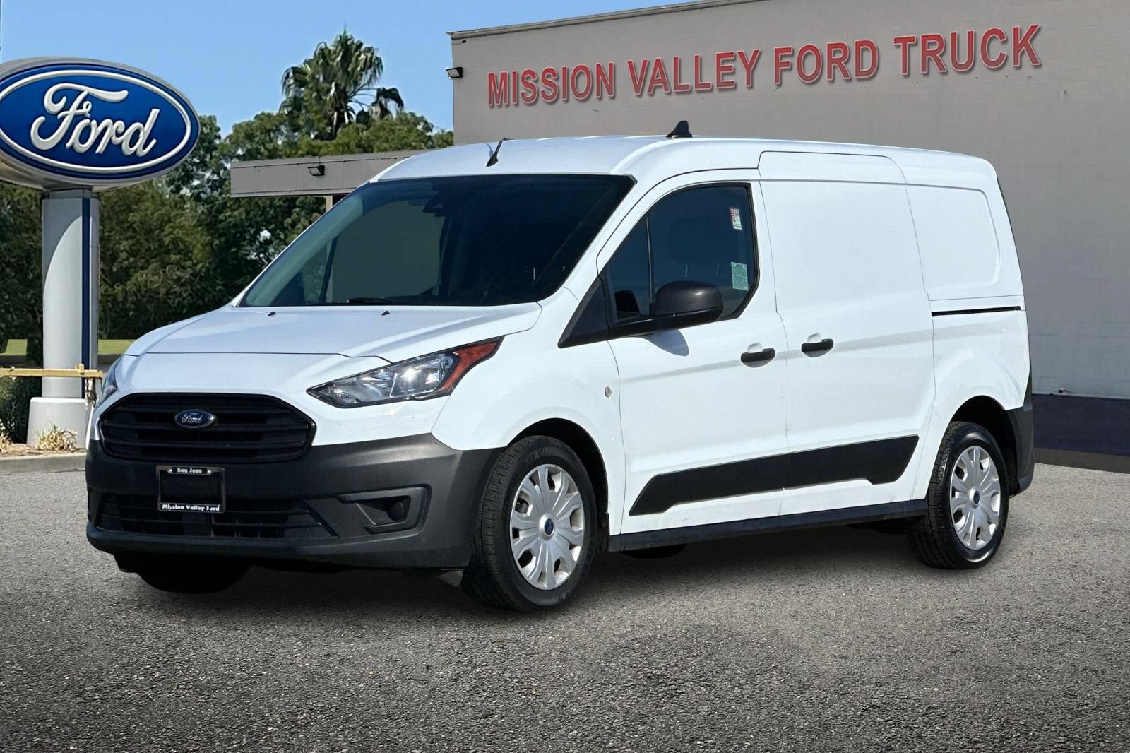 Used 2023 Ford Transit Connect XL FWD image 8