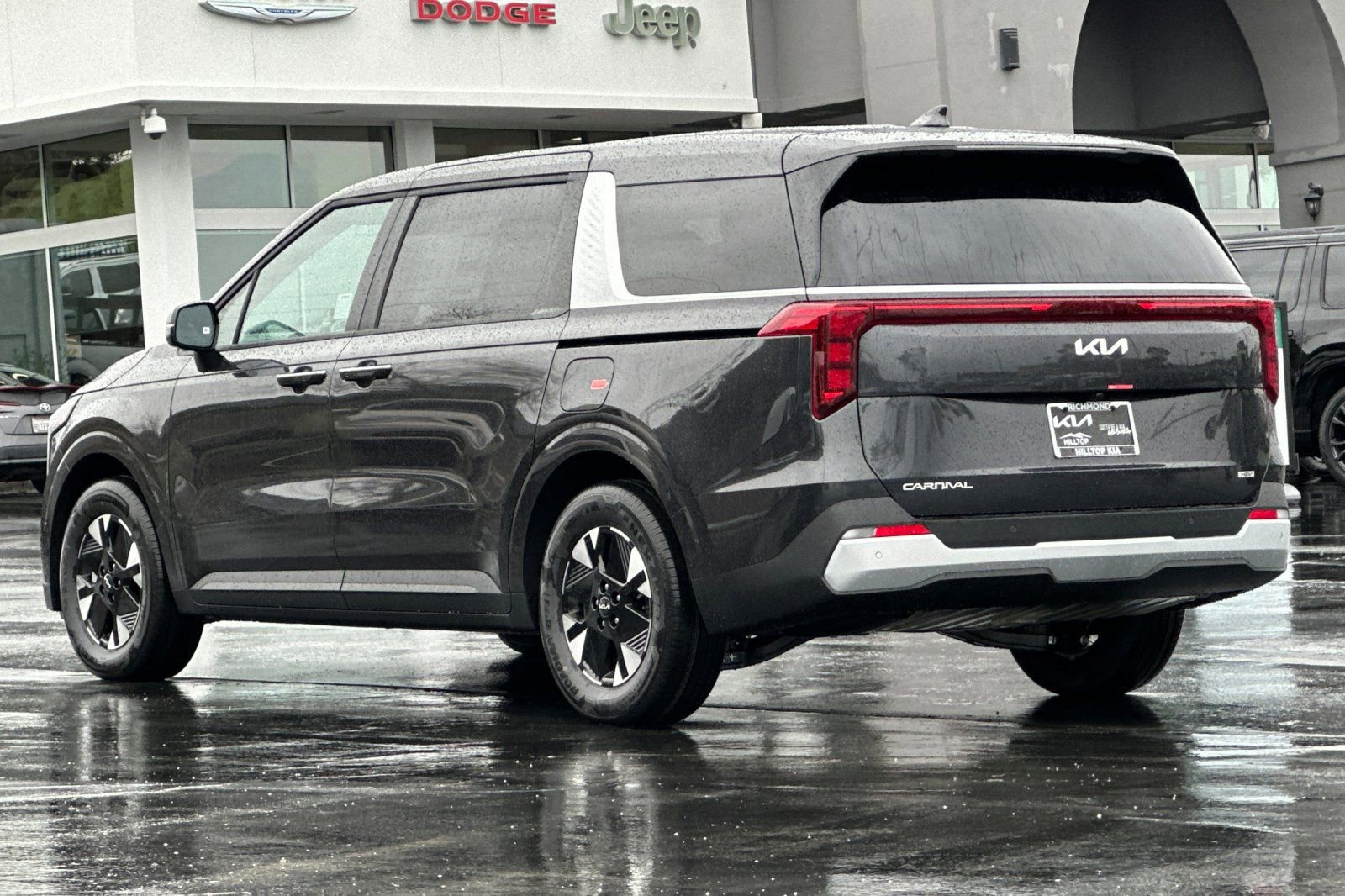 New 2026 Kia Carnival LXS image 6