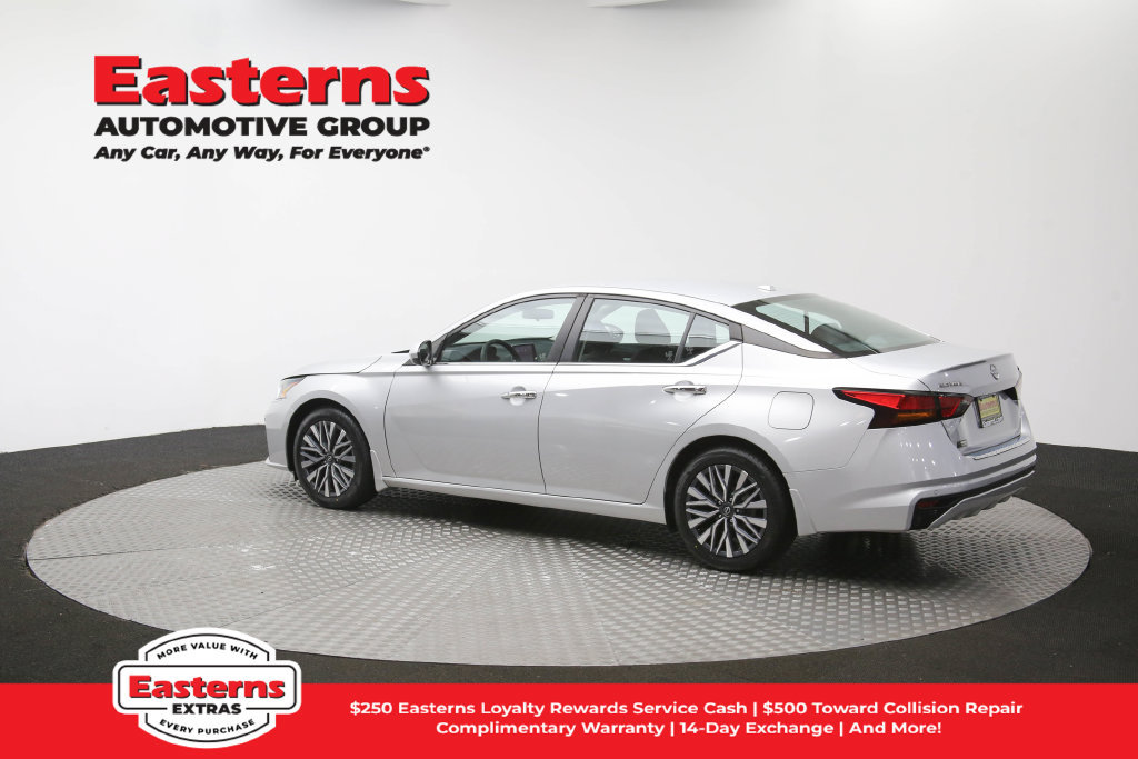 Used 2023 Nissan Altima 2.5 SV FWD image 64
