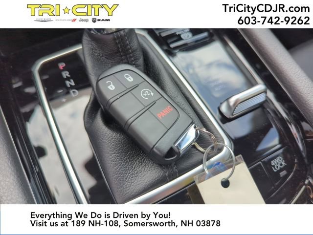 New 2025 Jeep Compass Limited w/ Sun & Sound Group image 28