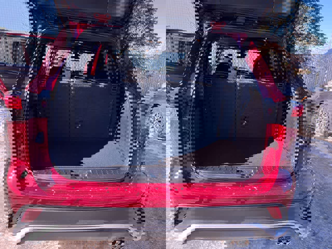 Used 2022 Toyota Highlander XSE image 25