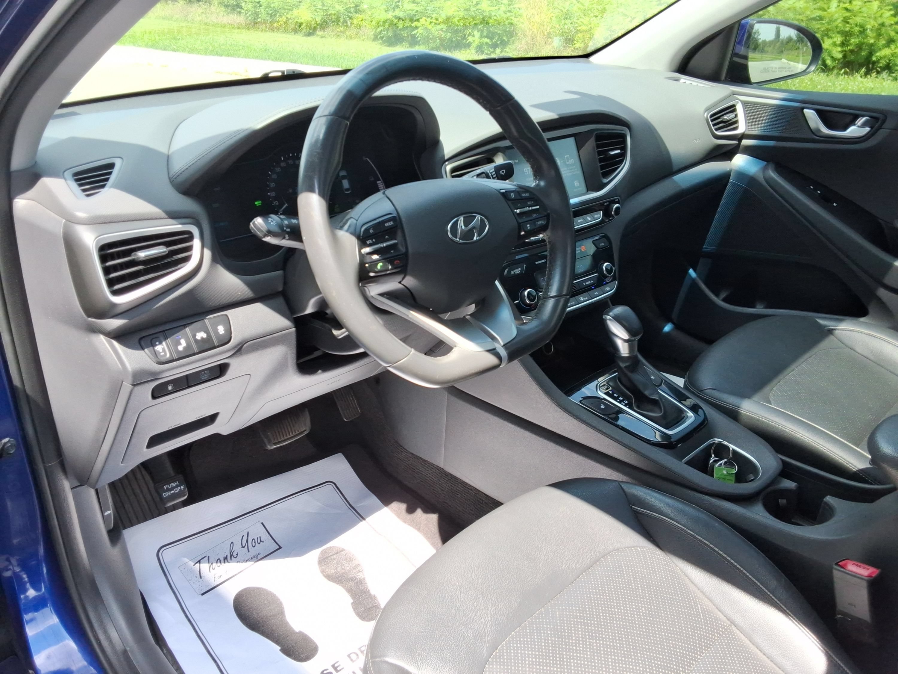 Used 2019 Hyundai Ioniq Limited FWD image 27