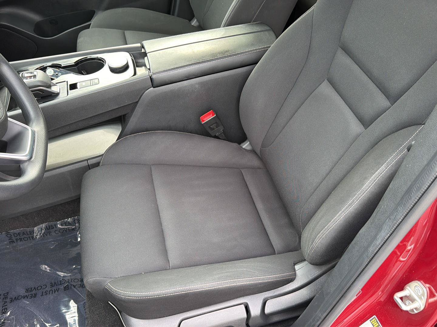 Used 2023 Nissan Rogue S AWD/4WD image 29