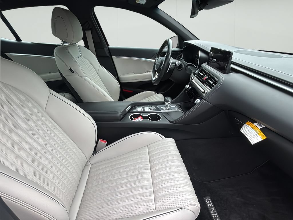 Certified 2025 Genesis G70 2.5T w/ Sport Prestige Package AWD/4WD image 36
