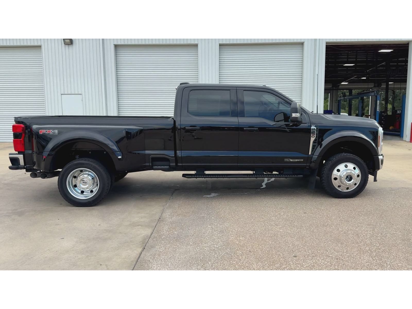 Used 2026 Ford F450 XLT w/ XLT Premium Package AWD/4WD image 9