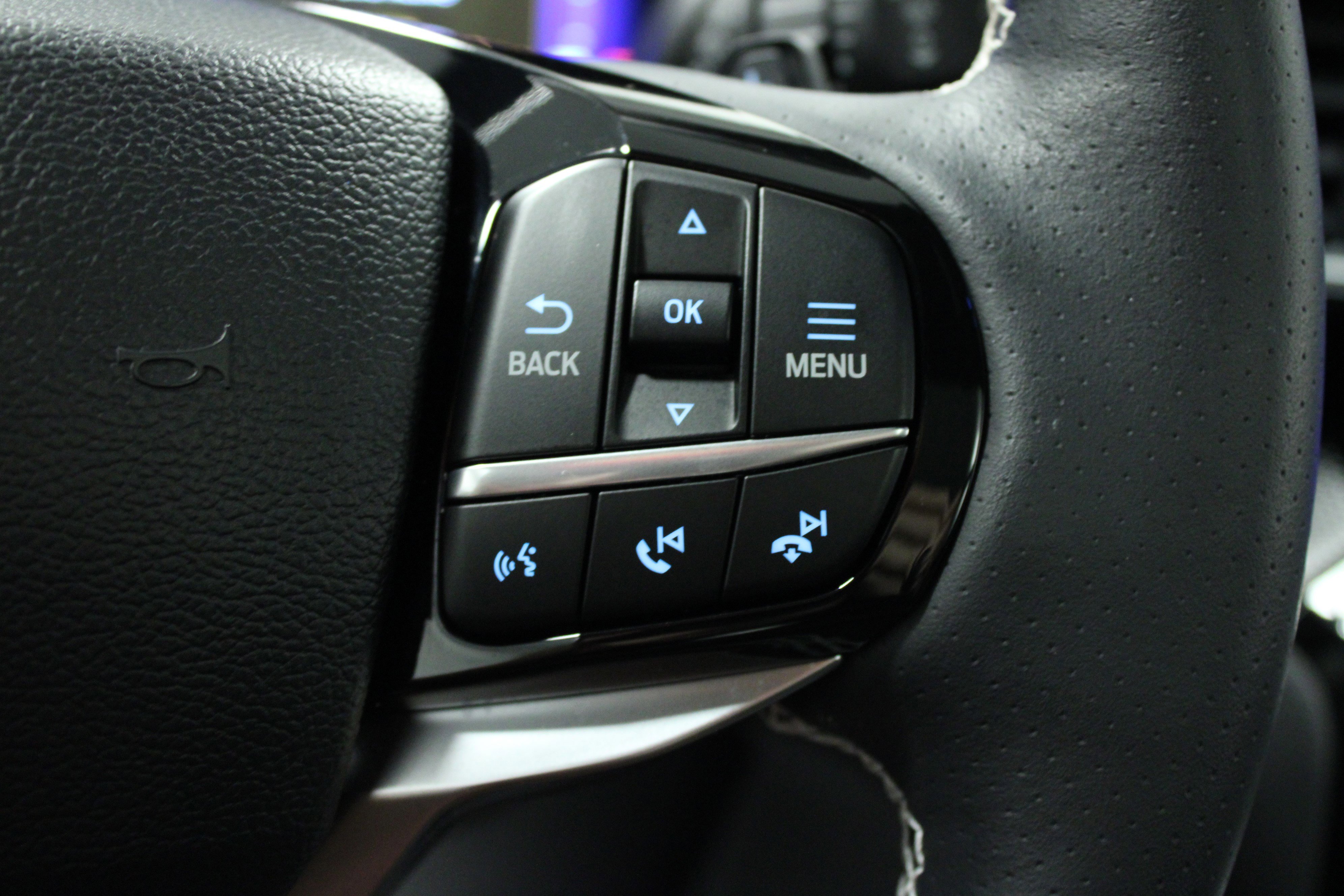 Used 2024 Ford Explorer ST w/ Equipment Group 401A image 22