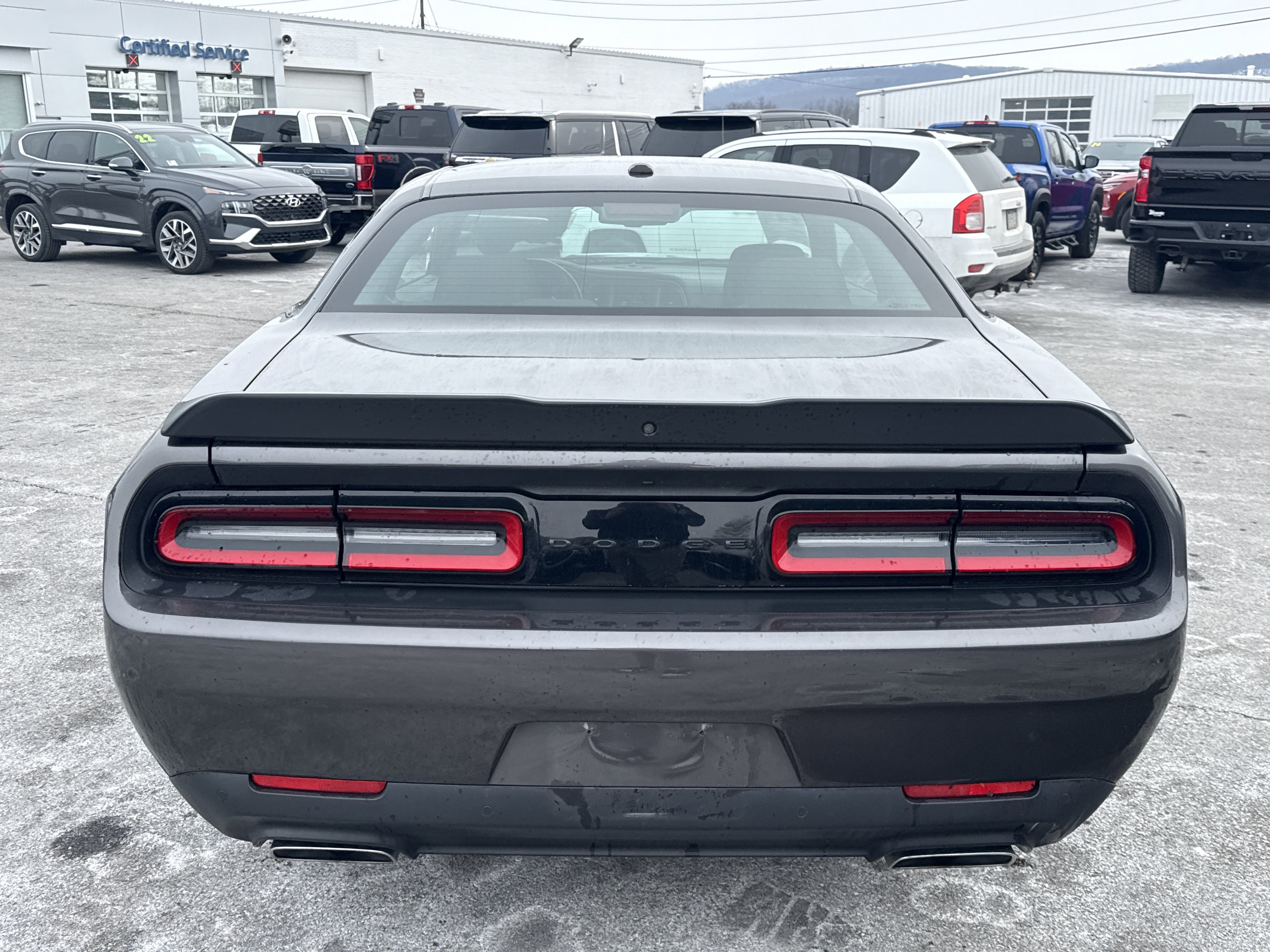 Used 2022 Dodge Challenger R/T w/ Blacktop Package video 4