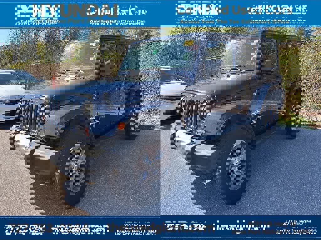 Used 2013 Jeep Wrangler Unlimited Sahara w/ Dual Top Group