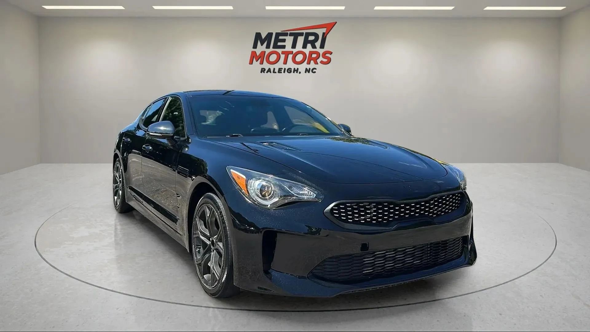 Used 2020 Kia Stinger GT-Line image 3
