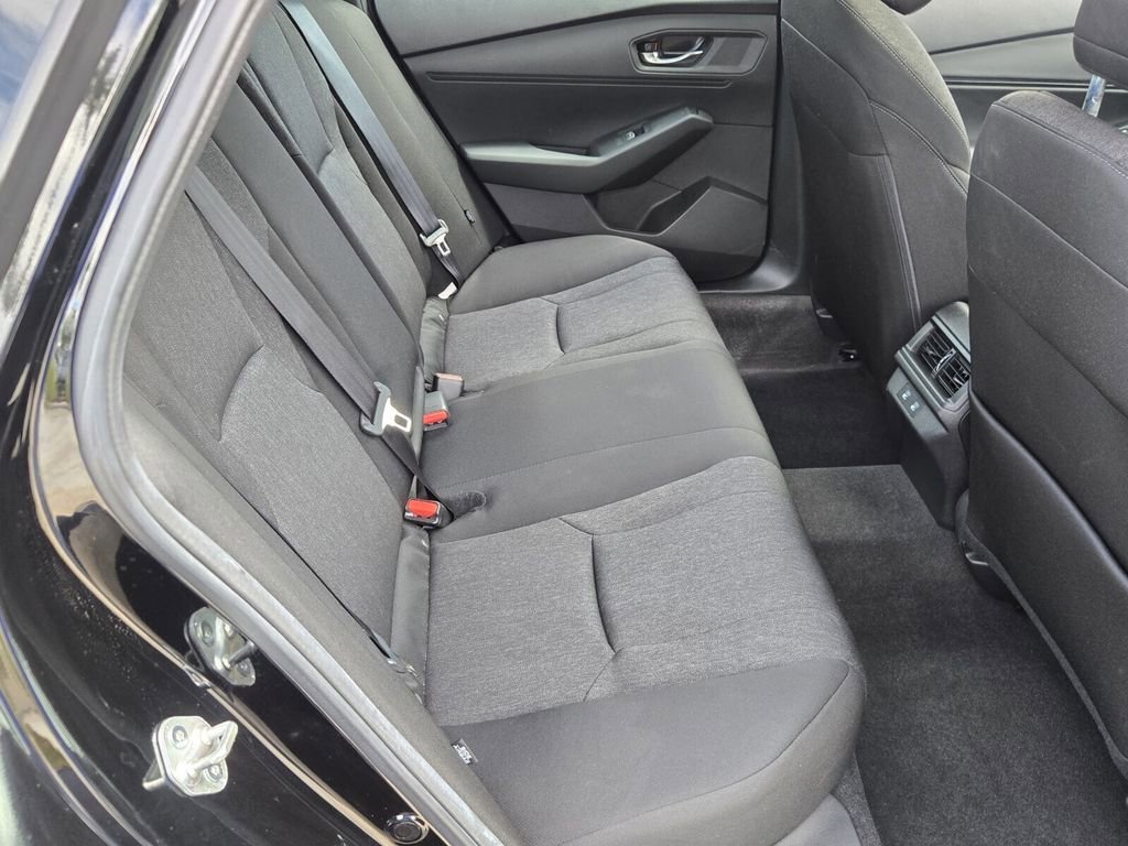 Certified 2025 Honda Accord SE image 16