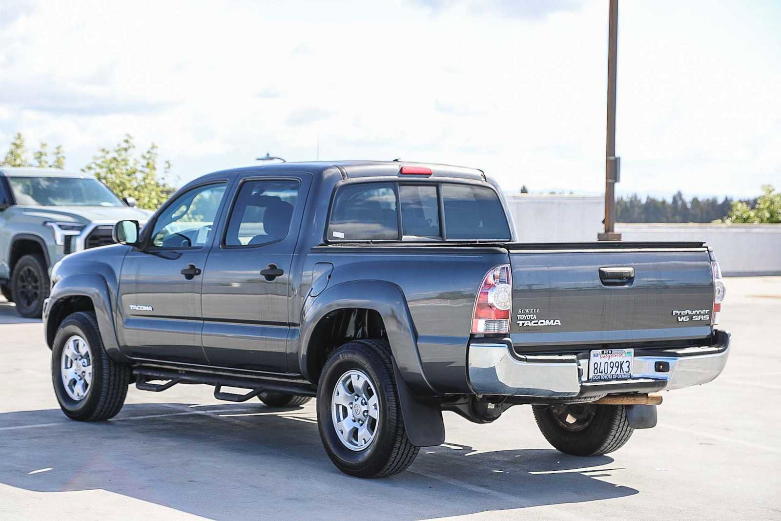 Used 2011 Toyota Tacoma PreRunner w/ SR5 Pkg #2 RWD image 7
