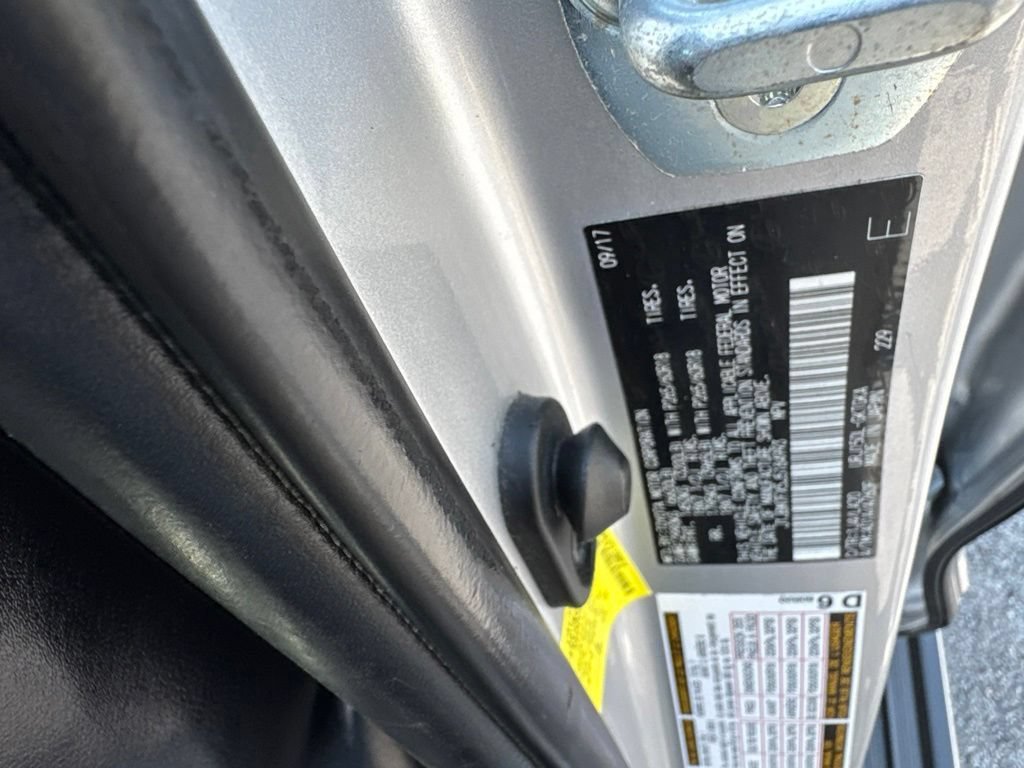 Used 2018 Lexus GX 460 Premium w/ Premium Package AWD/4WD image 22