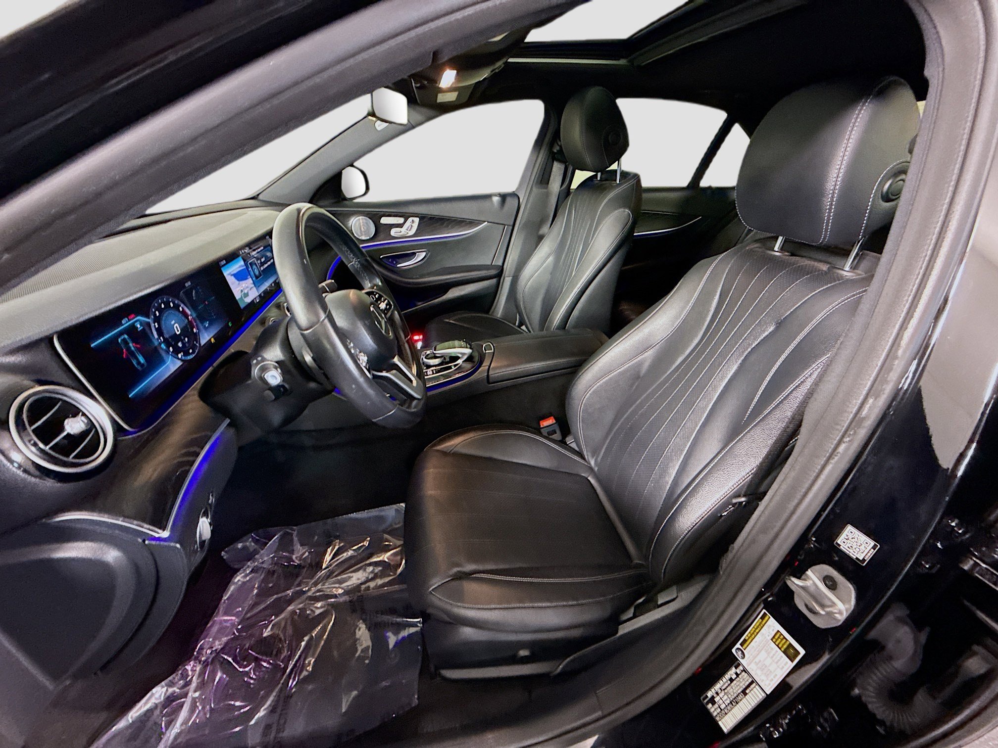 Used 2020 Mercedes-Benz E 350 Sedan w/ Premium Package image 22