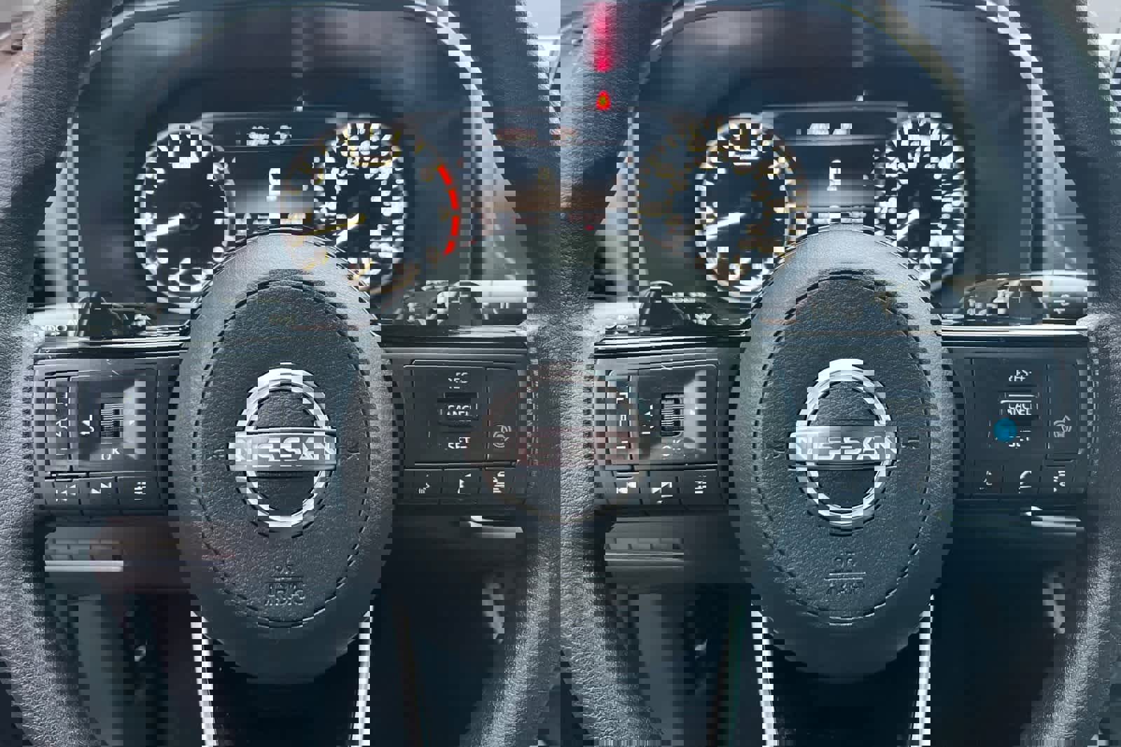 Certified 2022 Nissan Rogue SV image 29