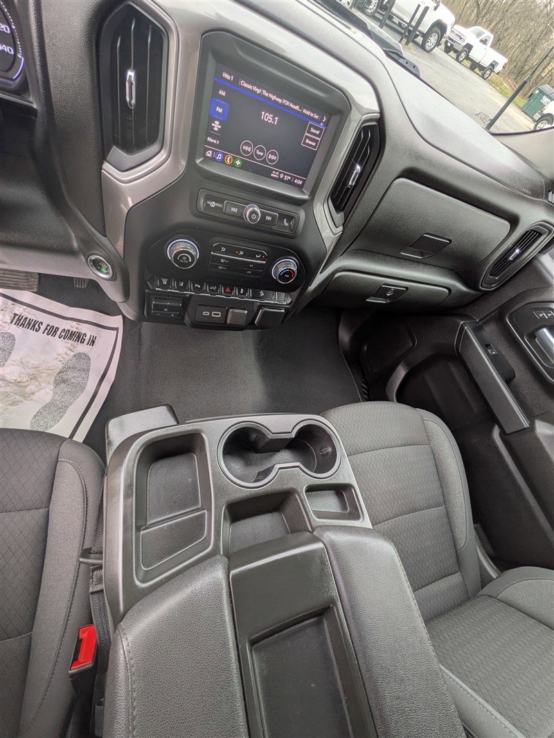 Used 2024 Chevrolet Silverado 2500 Custom w/ Custom Value Package image 23