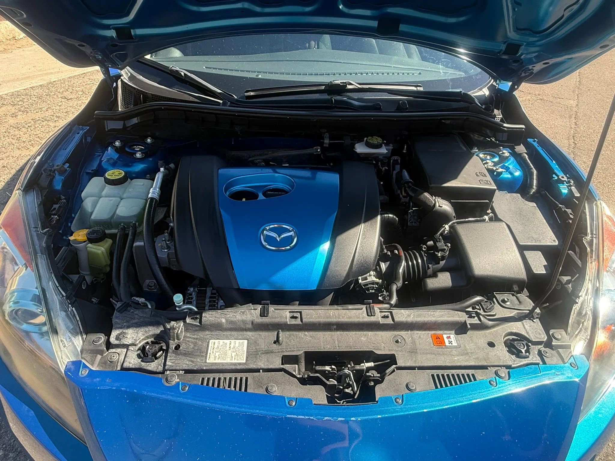 Used 2012 MAZDA MAZDA3 i Touring FWD image 16