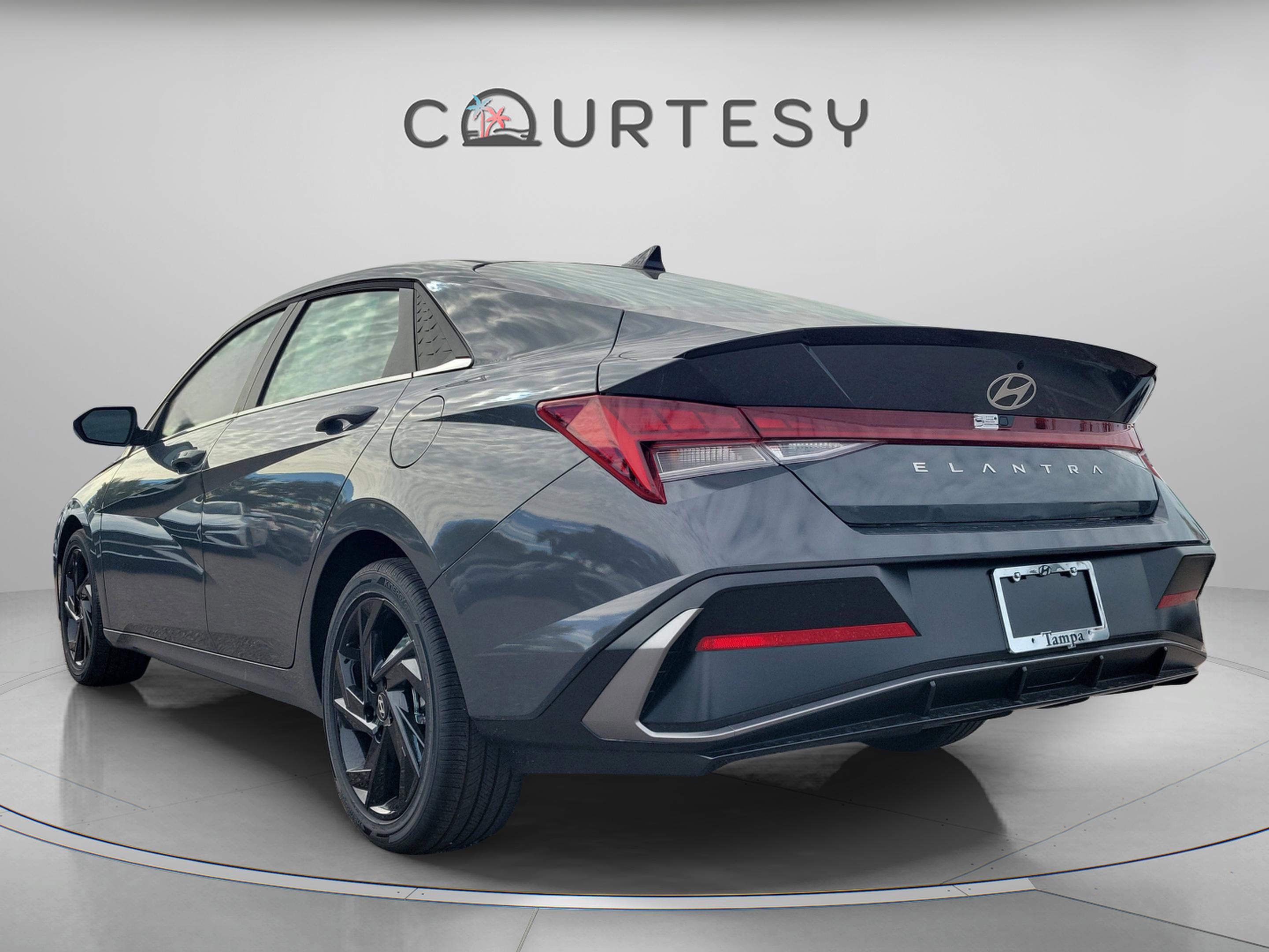 New 2026 Hyundai Elantra SEL Sport image 4