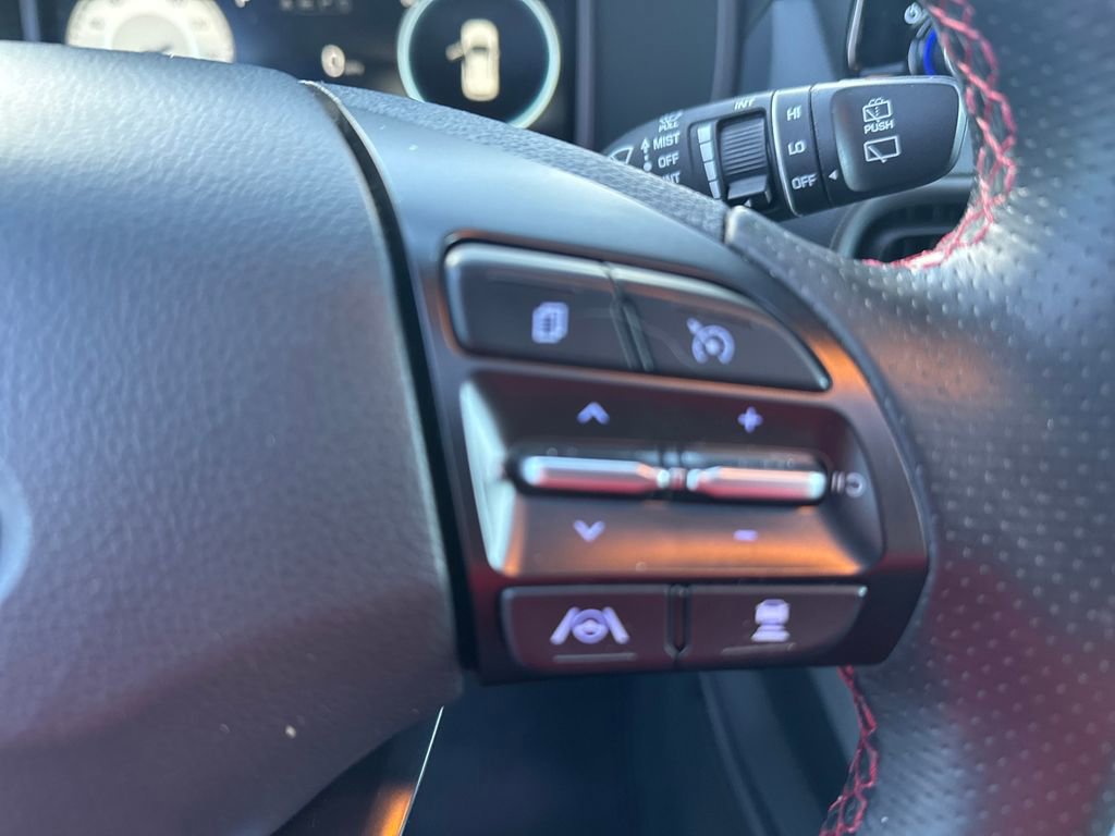 Used 2022 Hyundai Kona N Line w/ Tech Package image 19