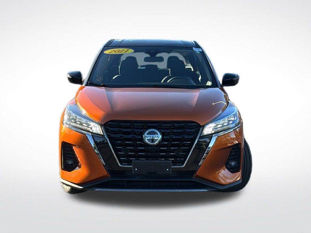 Used 2021 Nissan Kicks SR FWD image 2