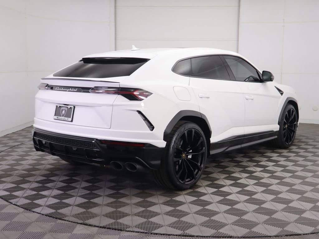 Used 2022 Lamborghini Urus image 5