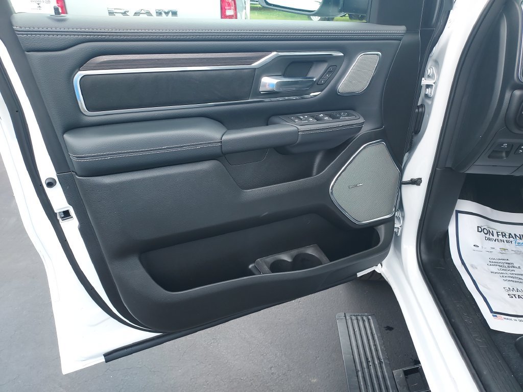New 2027 RAM 1500 Laramie w/ Laramie Preferred Package AWD/4WD image 13
