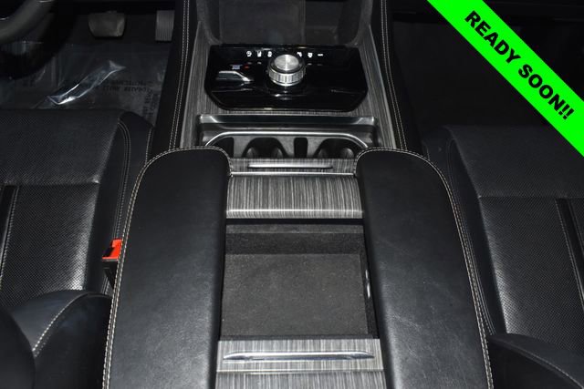 Certified 2024 Jeep Wagoneer Series II w/ Flexible Seating Group image 22