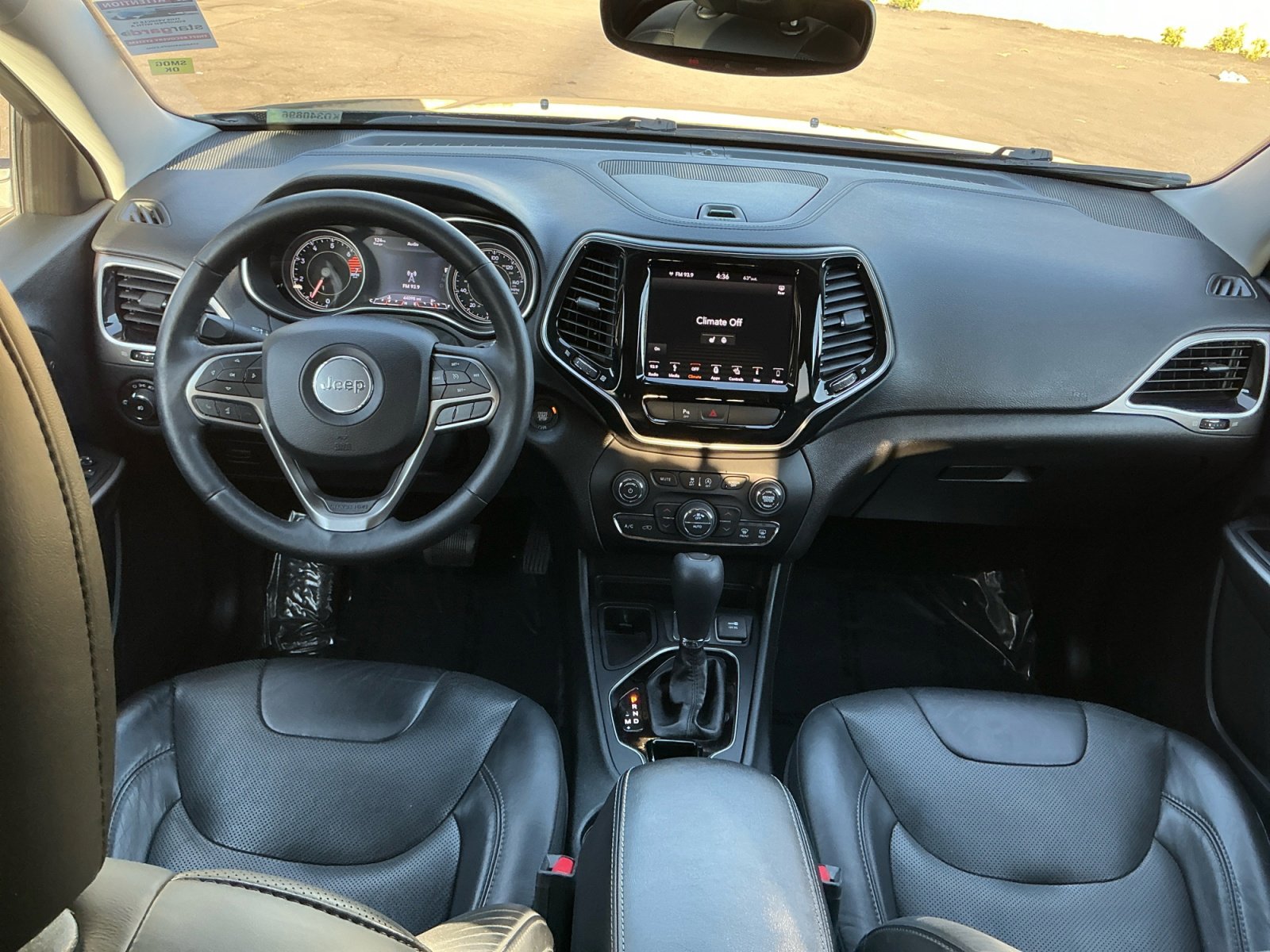 Used 2019 Jeep Cherokee Limited image 17