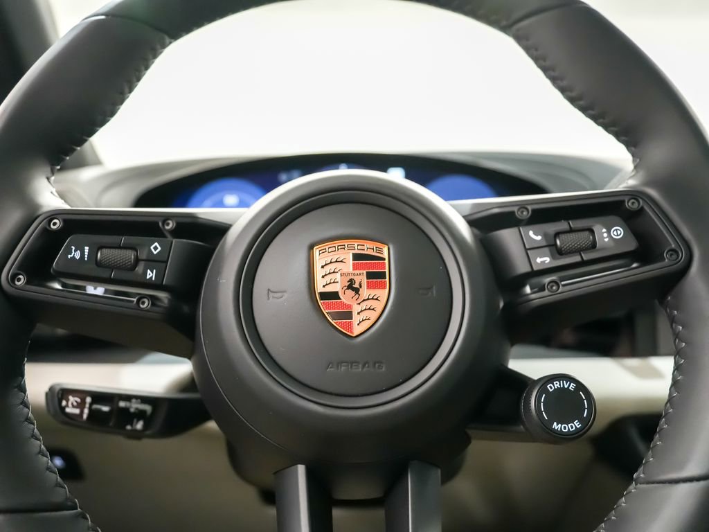 New 2026 Porsche Macan 4 Electric image 27