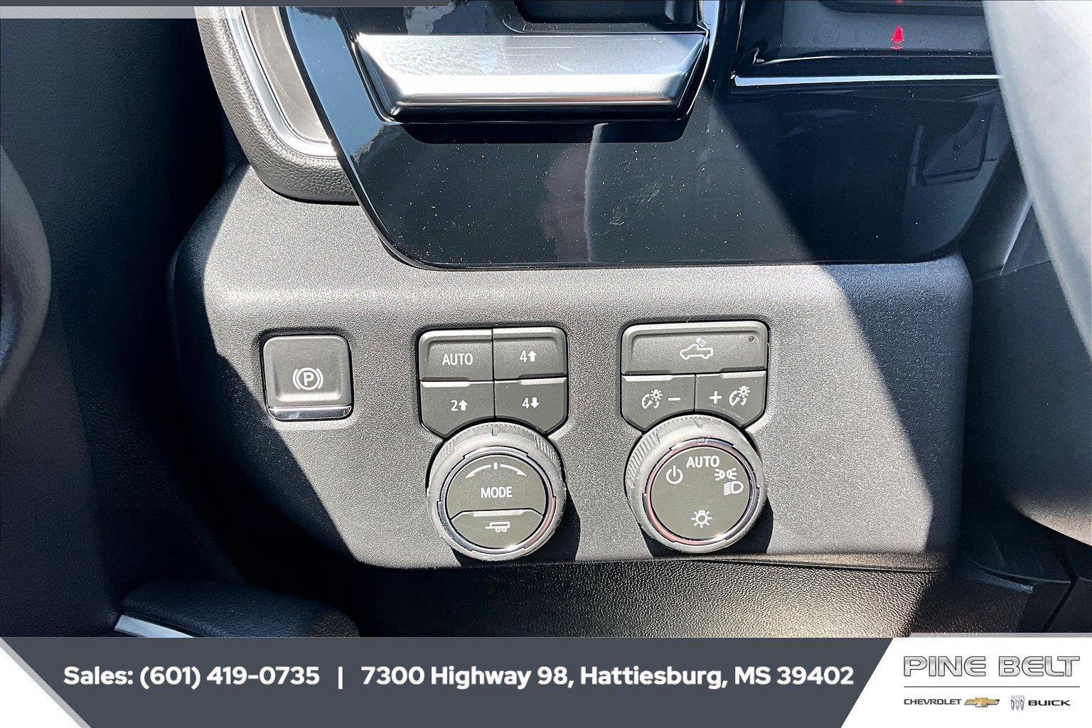 New 2026 Chevrolet Silverado 1500 LT w/ Z71 Off-Road Package AWD/4WD image 23