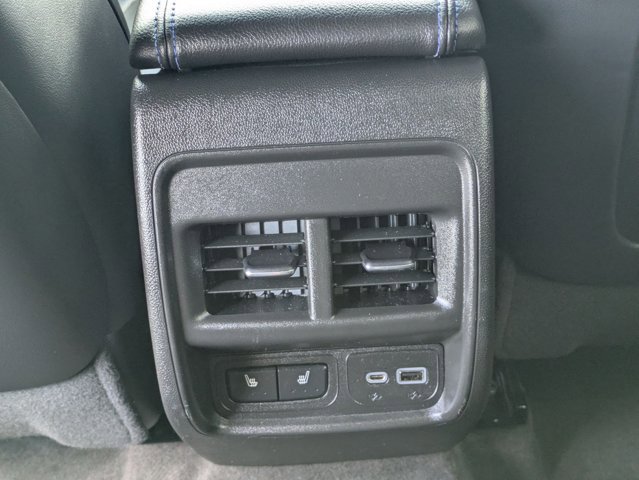 Used 2024 Cadillac XT4 Sport image 18