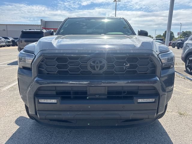 Used 2025 Toyota 4Runner TRD Off-Road Premium w/ Tow Technology Package AWD/4WD image 2