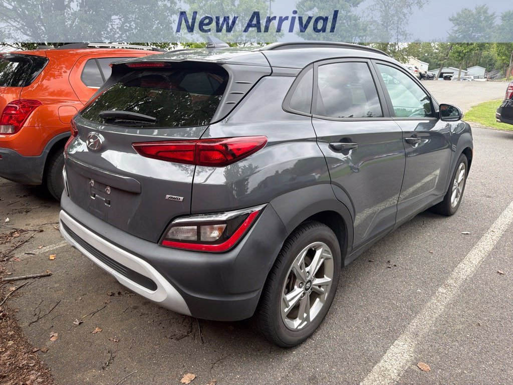 Used 2023 Hyundai Kona SEL AWD/4WD image 6