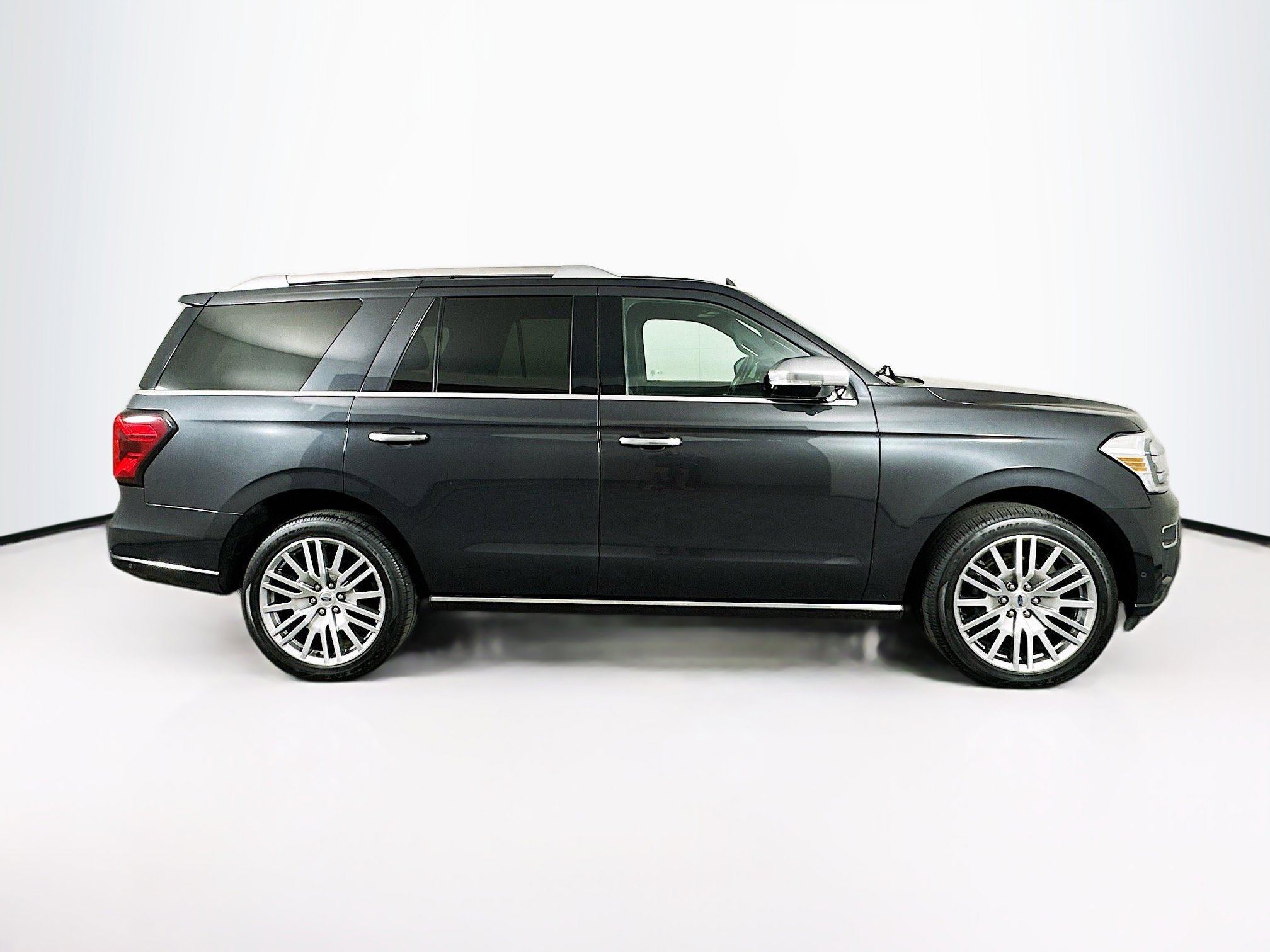 Used 2022 Ford Expedition Platinum image 10