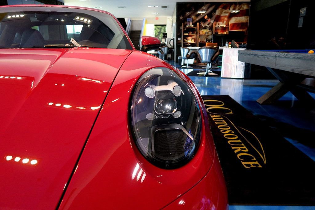 Used 2021 Porsche 911 Carrera 4 image 43