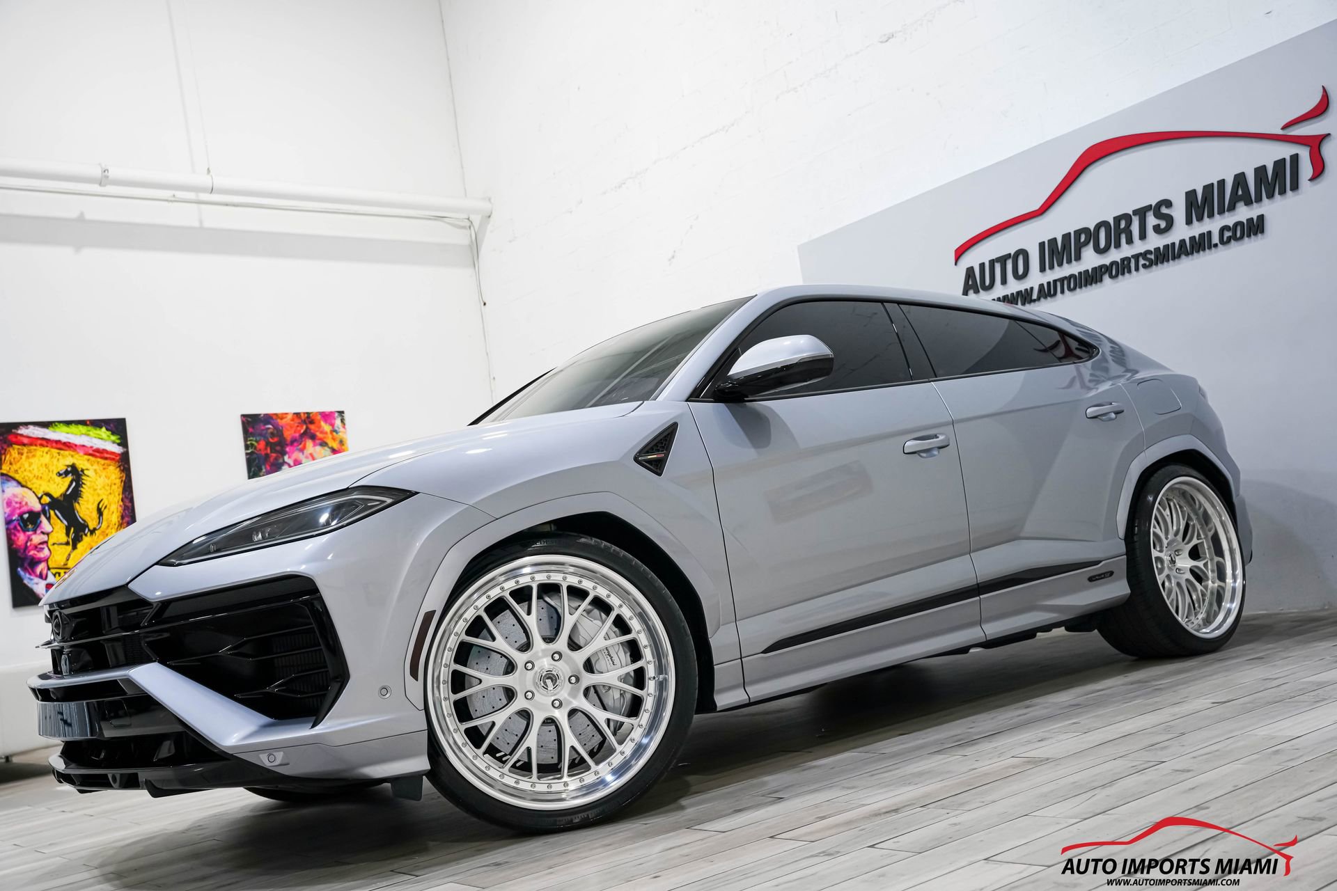 Used 2025 Lamborghini Urus SE image 4