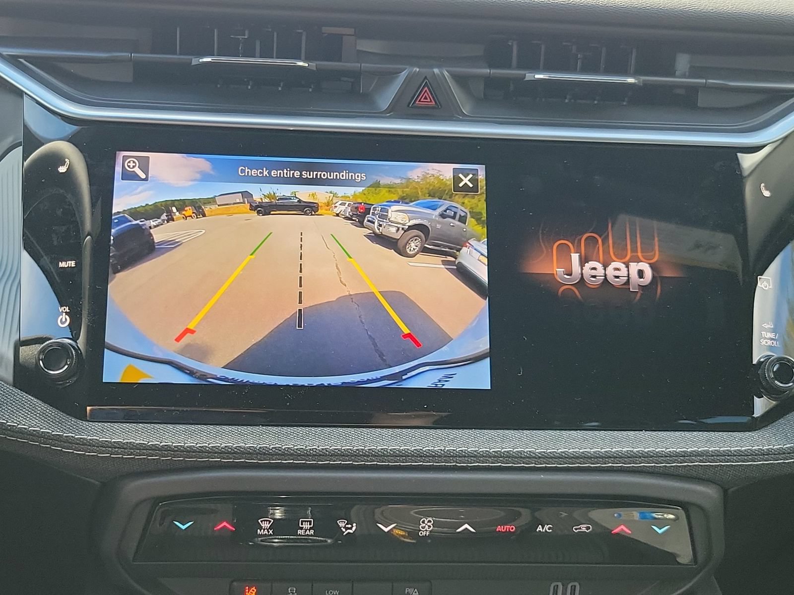 New 2026 Jeep Cherokee Laredo AWD/4WD image 18