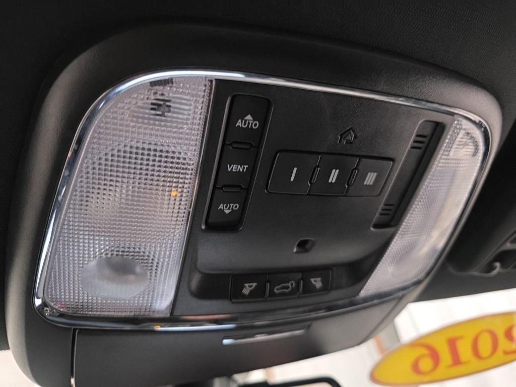 Used 2016 Dodge Durango R/T w/ Trailer Tow Group IV image 24