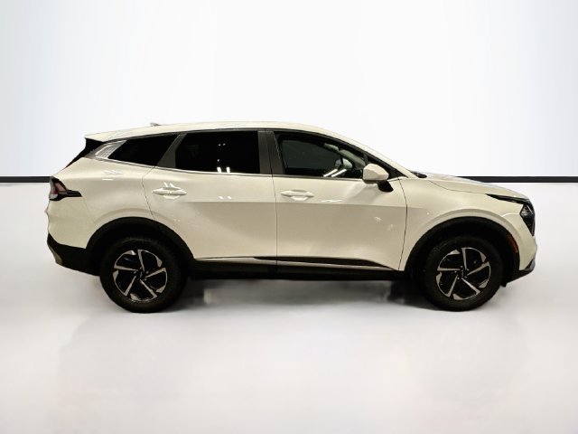 Certified 2023 Kia Sportage LX AWD/4WD image 8