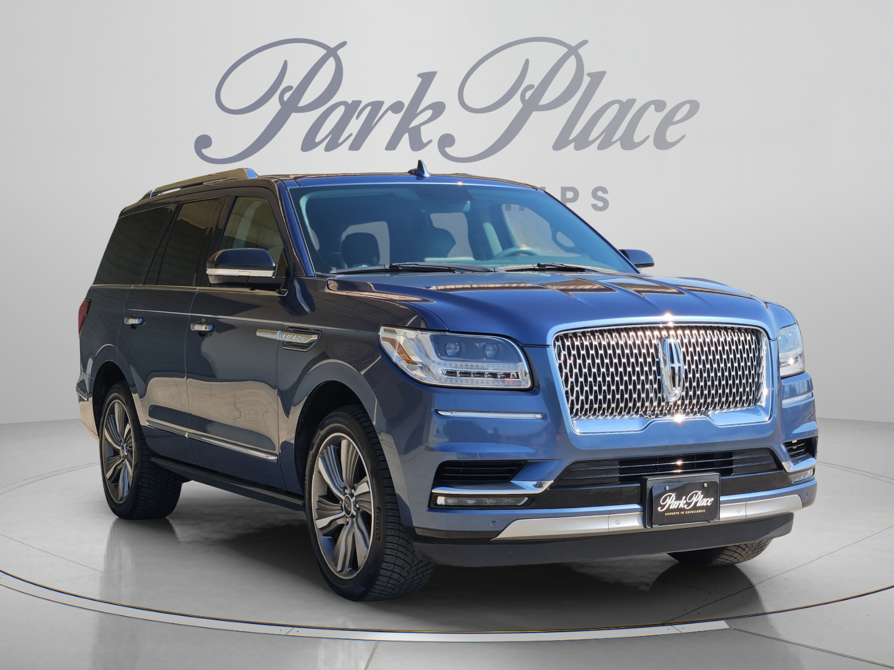 Used 2018 Lincoln Navigator Reserve AWD/4WD image 8