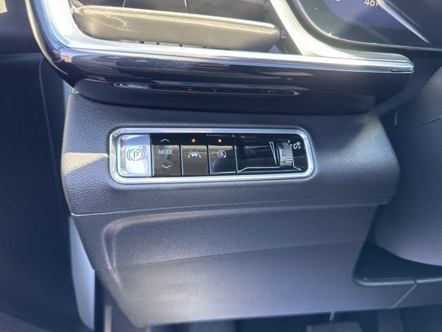 Certified 2024 Buick Envision Preferred AWD/4WD image 20